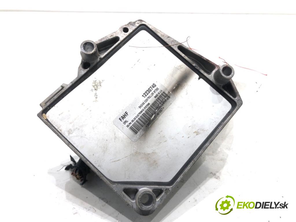 OPEL ZAFIRA B nadwozie wielkoprzestrzenne (MPV) 2005 77 kW 1.6 (M75) 1598 riadiaca jednotka Motor 12230740 (Riadiaca jednotka)