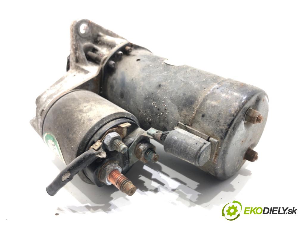 OPEL ZAFIRA B nadwozie wielkoprzestrzenne (MPV) 2005 77 kW 1.6 (M75) 1598 startér  (Startér)