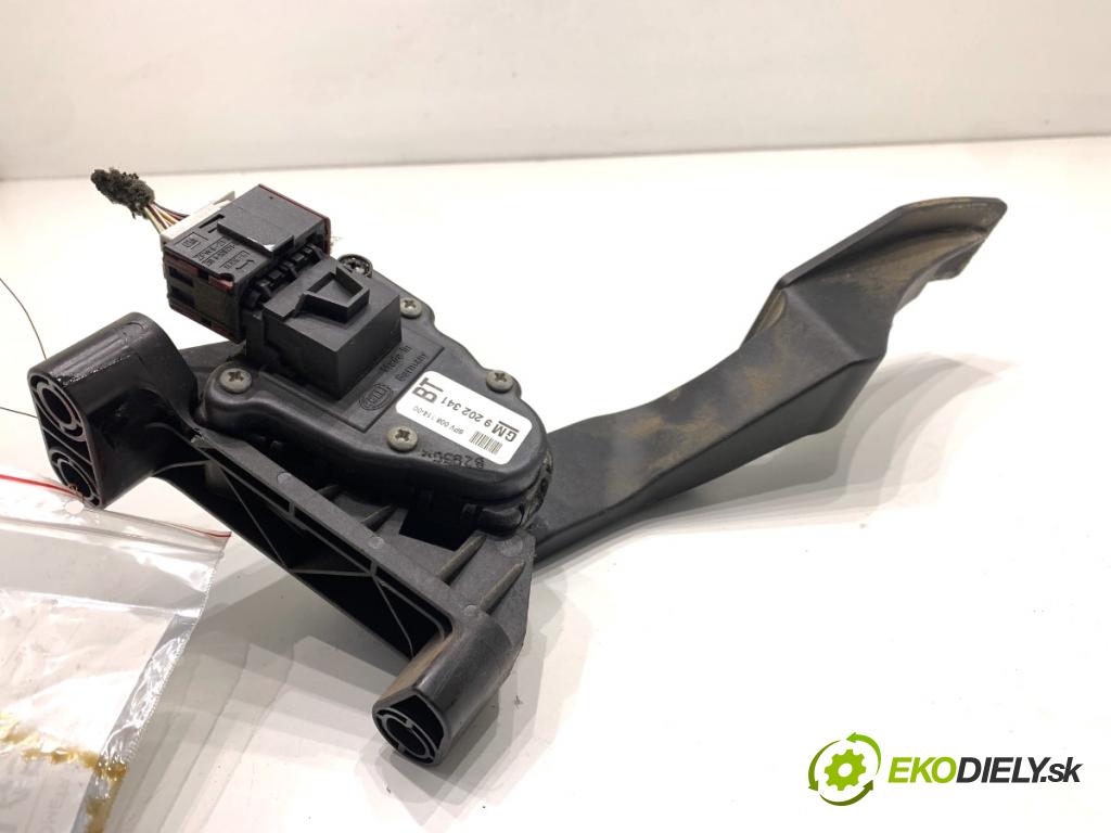 OPEL ZAFIRA B nadwozie wielkoprzestrzenne (MPV) 2005 77 kW 1.6 (M75) 1598 Potenciometer plynu 9202341 (Potenciometer plynového pedálu)