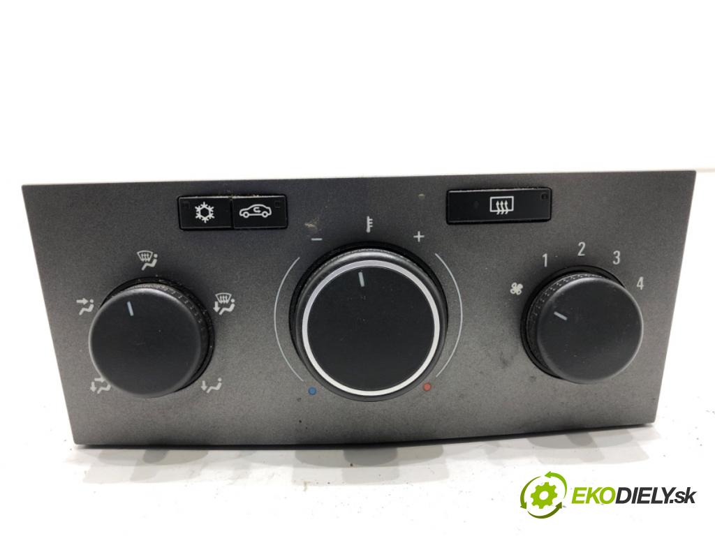 OPEL ZAFIRA B nadwozie wielkoprzestrzenne (MPV) 2005 77 kW 1.6 (M75) 1598 Panel ovládania kúrenia 13201300 (Prepínacie páčky pod volantom)