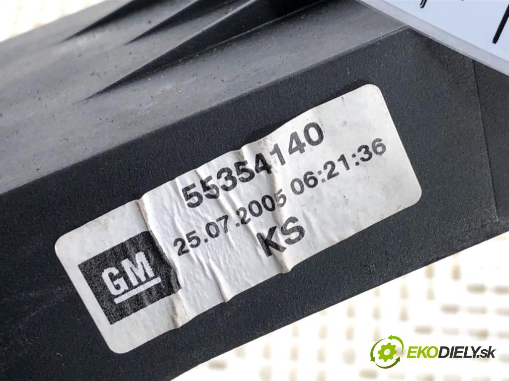 OPEL ZAFIRA B nadwozie wielkoprzestrzenne (MPV) 2005 77 kW 1.6 (M75) 1598 Kulisa 55354140 (Rýchlostná páka (kulisa))