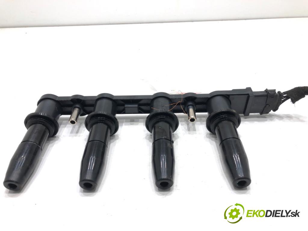 OPEL ZAFIRA B nadwozie wielkoprzestrzenne (MPV) 2005 77 kW 1.6 (M75) 1598 Cievka zapaľovacia  (Zapaľovacia cievka)