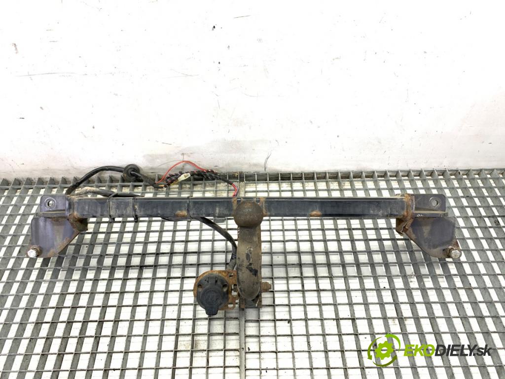 OPEL ZAFIRA B nadwozie wielkoprzestrzenne (MPV) 2005 77 kW 1.6 (M75) 1598 Hák tažné zařízení  (Tažné zařízení)