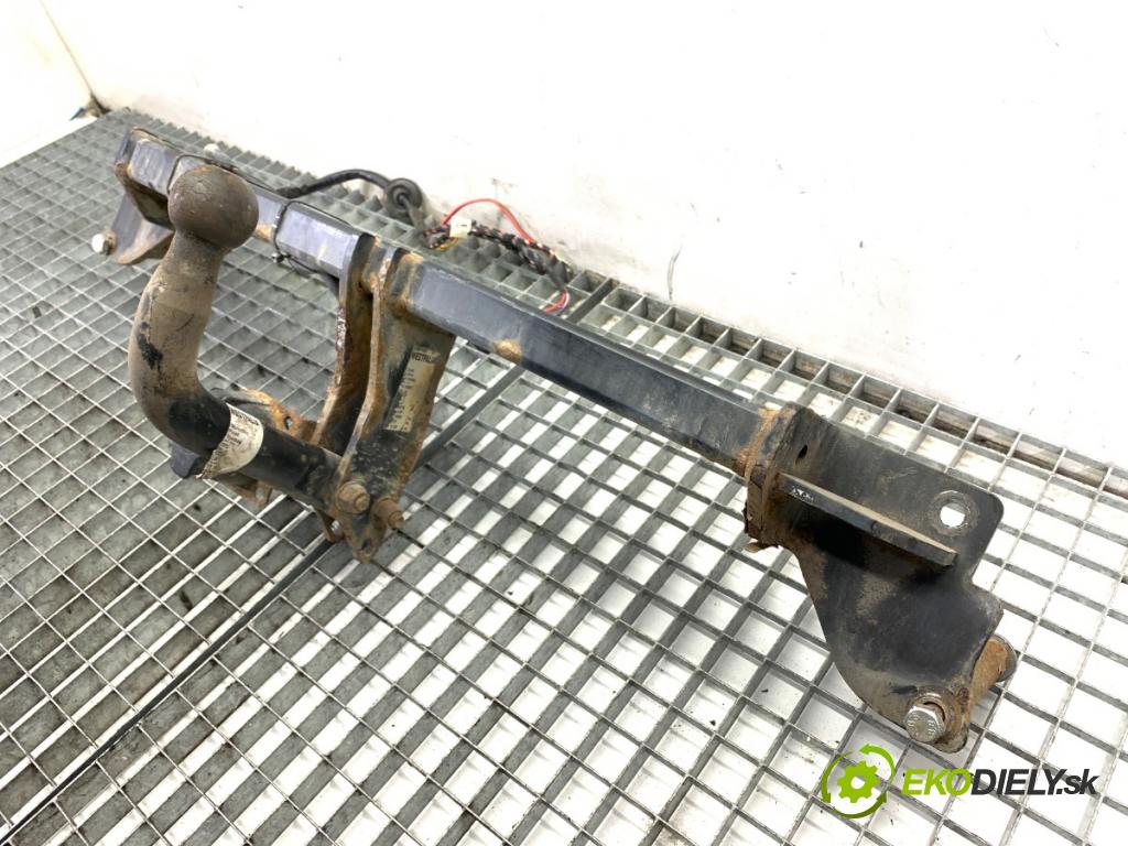 OPEL ZAFIRA B nadwozie wielkoprzestrzenne (MPV) 2005 77 kW 1.6 (M75) 1598 Hák tažné zařízení  (Tažné zařízení)