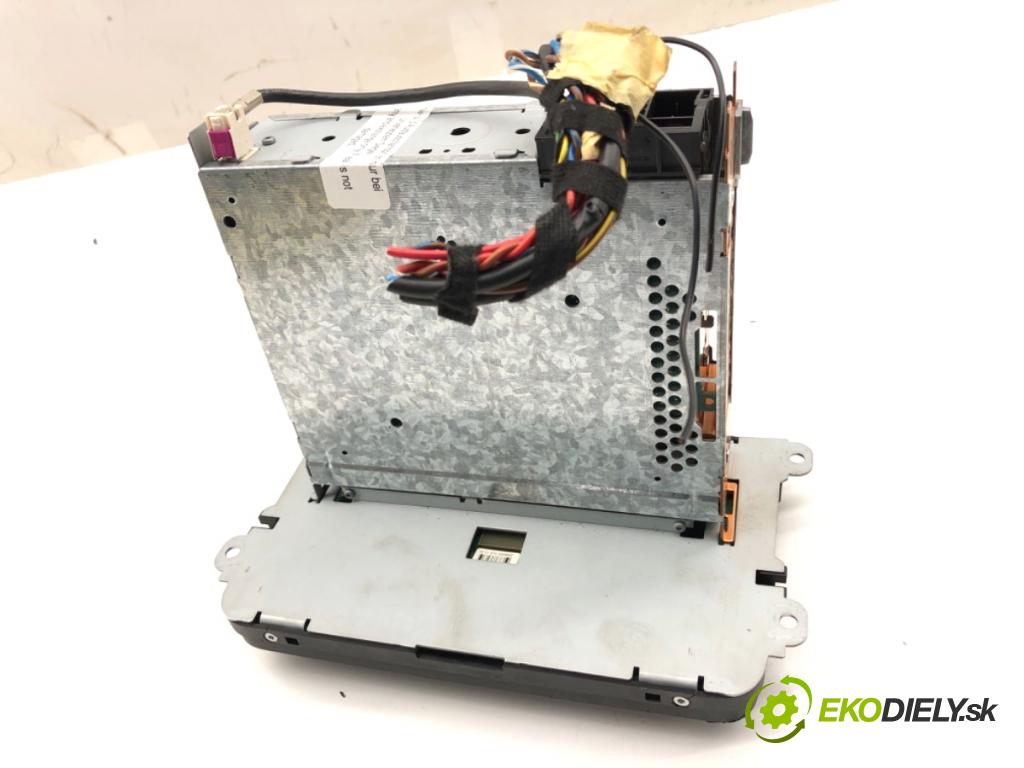 SKODA FABIA II liftback 2009 51 kW 1.2 LPG 1198 RADIO 5J0035161A (Audio zariadenie)