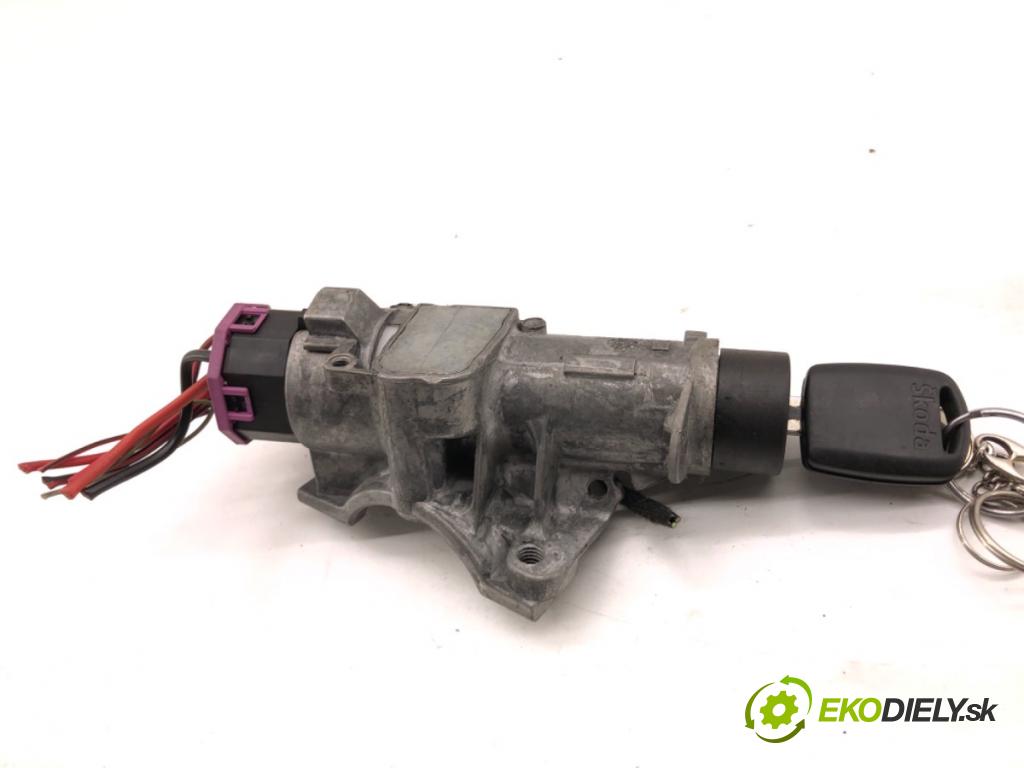 SKODA FABIA II liftback 2009 51 kW 1.2 LPG 1198 spinačka 4B0905851C (Spínacia skrinka)