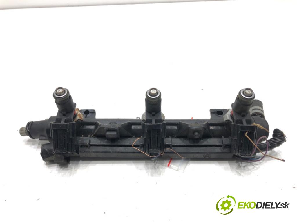 SKODA FABIA II liftback 2009 51 kW 1.2 LPG 1198 Lišta vstrekovacia 03E133320A (Vstrekovacia lišta)