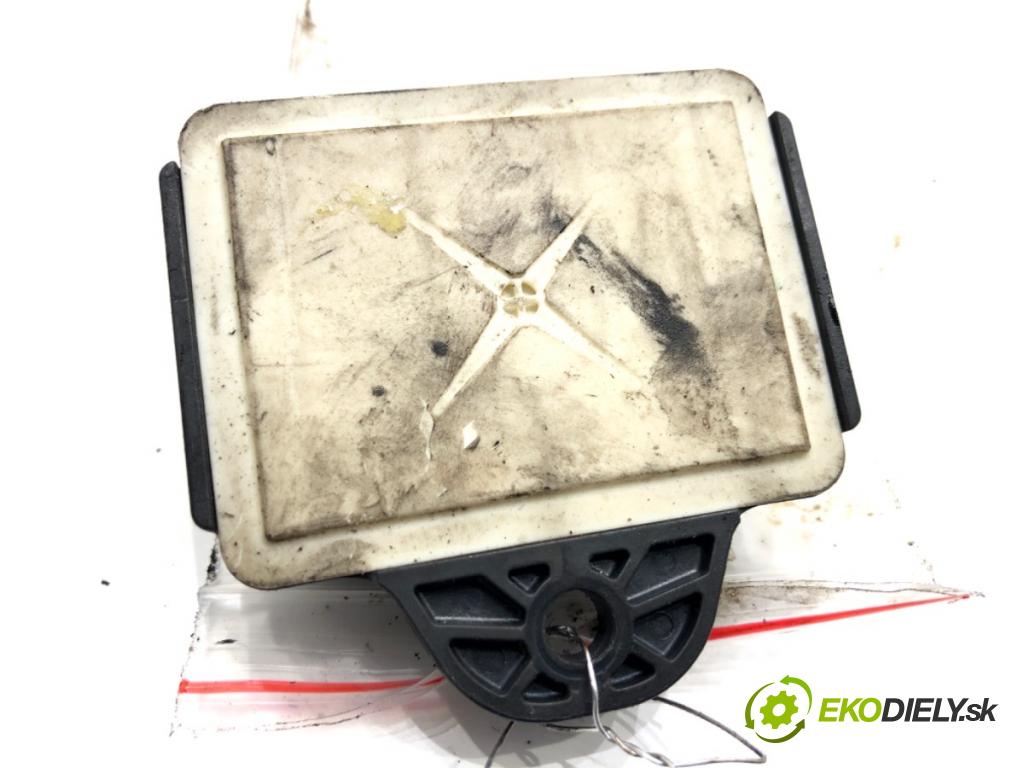 BMW F32 coupe 2014 135 kW 420 d xDrive 1995 relé sviečok žhavenia 857008702 (Relé)