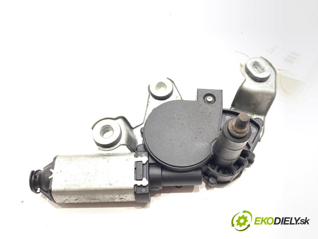 SKODA OCTAVIA II Kombi 2005 77 kW 1.9 TDI 4x4 1896 Motor stieračov zad 1Z9955711