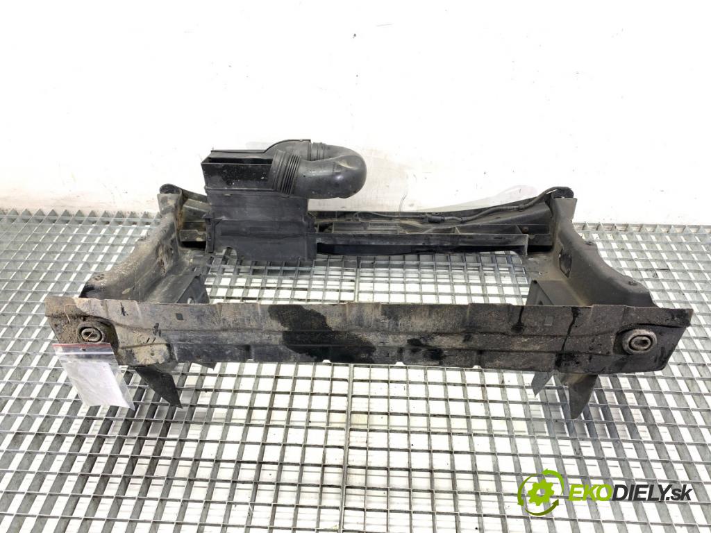 SKODA OCTAVIA II Kombi 2005 77 kW 1.9 TDI 4x4 1896 držák přední část 1Z0010409T (Přední výztuha)
