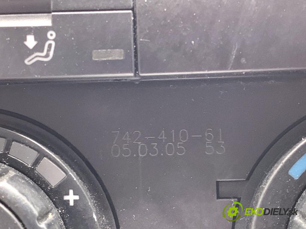 SKODA OCTAVIA II Kombi 2005 77 kW 1.9 TDI 4x4 1896 Panel ovládaní topení  (Páčky pod volantem)