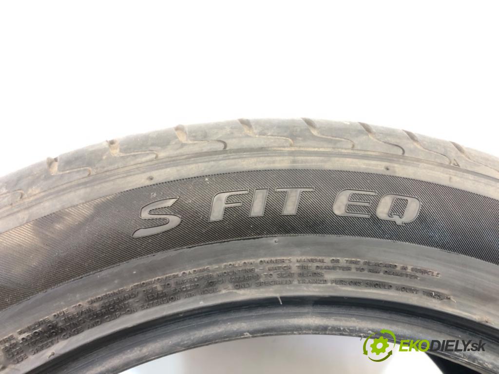 --- ---      PNEUMATIKA: 2X 245/50 18" LAUFENN: