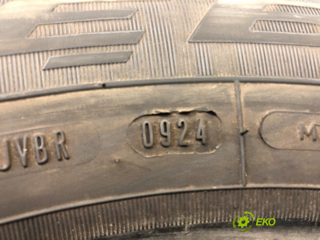 --- ---      PNEUMATIKY: 2X 195/65 15" DĘBICA