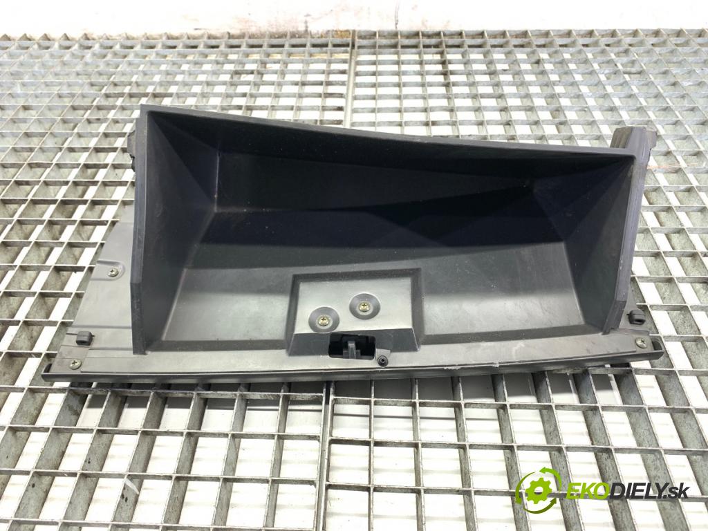 SUZUKI SWIFT III liftback 2006 51 kW 1.3 DDiS (RS 413D) 1248 Priehradka, kastlík spolujazdca 73412-62J1X (Priehradka (kastlík))