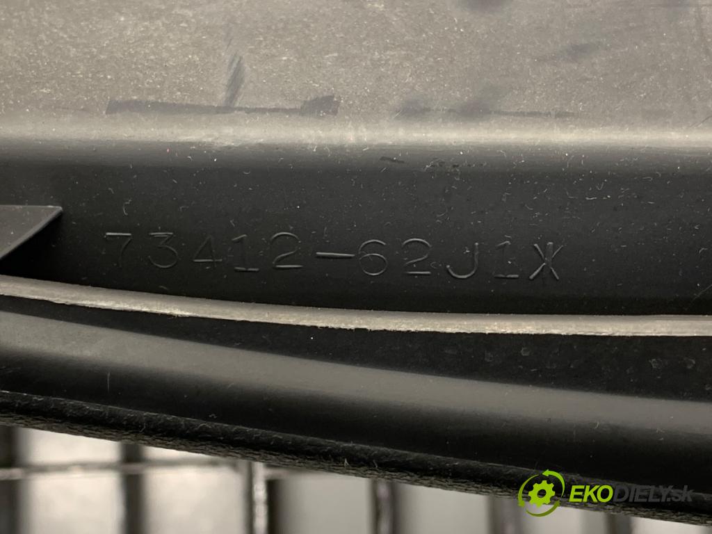 SUZUKI SWIFT III liftback 2006 51 kW 1.3 DDiS (RS 413D) 1248 Priehradka, kastlík spolujazdca 73412-62J1X (Priehradka (kastlík))