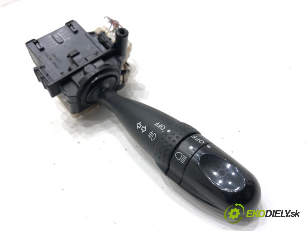 SUZUKI SWIFT III liftback 2006 51 kW 1.3 DDiS (RS 413D) 1248 Prepínač smeroviek 173744 (Prepínacie páčky pod volantom)