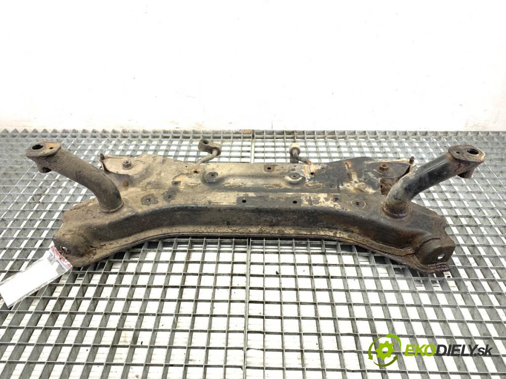 SUZUKI SWIFT III liftback 2006 51 kW 1.3 DDiS (RS 413D) 1248 Výstuha pod Motor  (Výstuha predná)