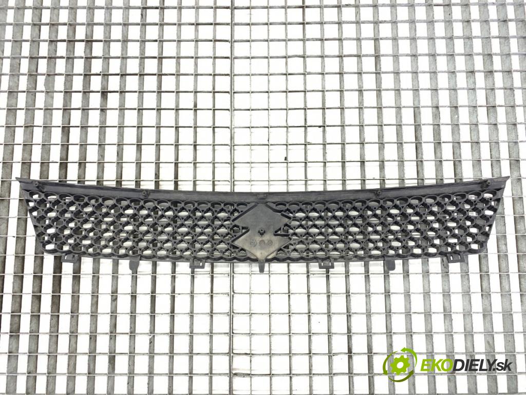 SUZUKI SWIFT III liftback 2006 51 kW 1.3 DDiS (RS 413D) 1248 Mriežka maska  (Mriežka predná (maska chladiča))