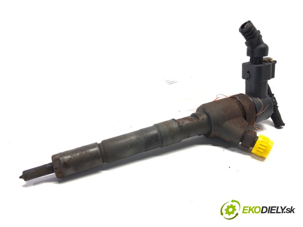 SUZUKI SWIFT III liftback 2006 51 kW 1.3 DDiS (RS 413D) 1248 vstrekovač 0445110083 (Vstrekovač paliva)