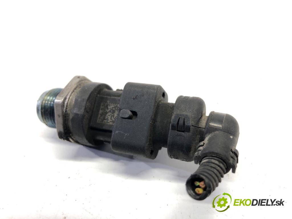 SUZUKI SWIFT III liftback 2006 51 kW 1.3 DDiS (RS 413D) 1248 Snímač tlaku paliva 0281002706 (Snímač)