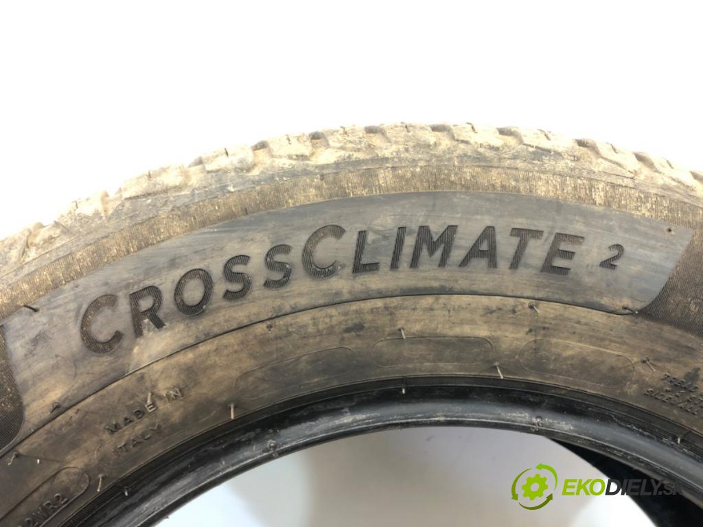 --- ---      PNEUMATIKA: zima 2X 195/65 15" MICHELIN