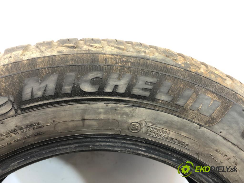 --- --- PNEUMATIKY: PARA: VÍCENÁ SEZÓNA: 195/65 15" MICHELIN