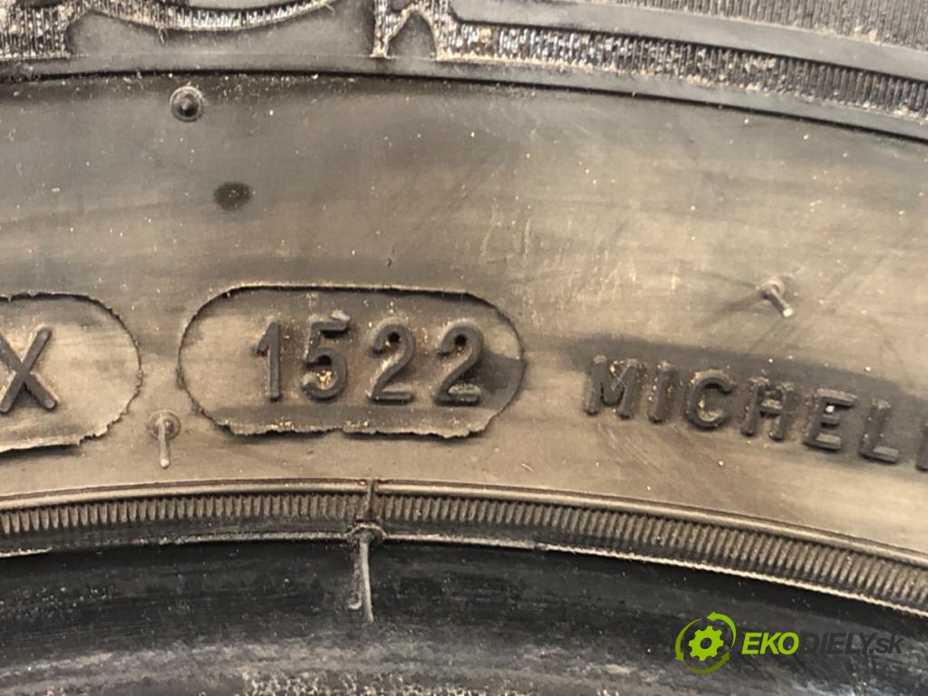 --- --- PNEUMATIKY: PARA: VÍCENÁ SEZÓNA: 195/65 15" MICHELIN