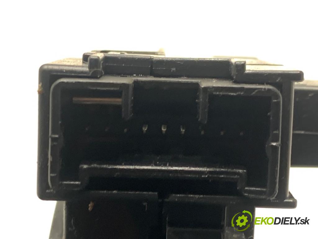 FORD FIESTA MK7 liftback 2009 60 kW 1.25 1242 Krúžok, slimák airbag 8A6T-14A664-AB (Airbag)