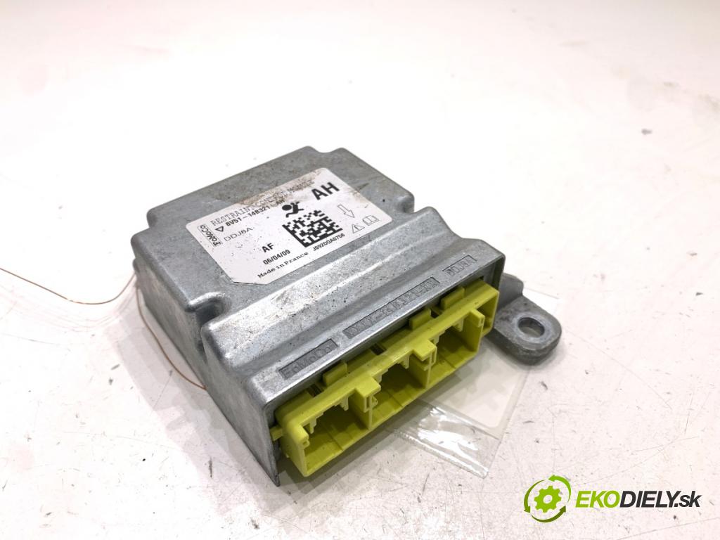 FORD FIESTA MK7 liftback 2009 60 kW 1.25 1242 senzor airbag 8V51-14B321-AH (Snímač)