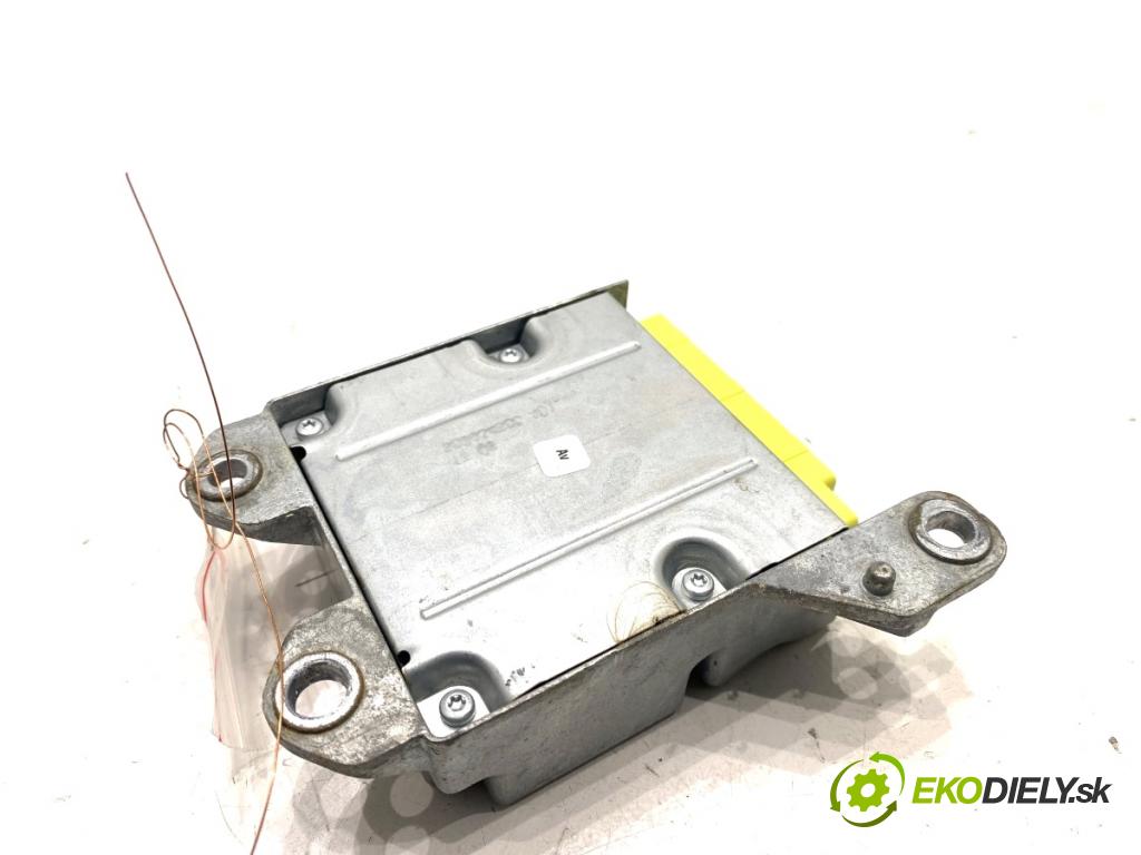 FORD FIESTA MK7 liftback 2009 60 kW 1.25 1242 senzor airbag 8V51-14B321-AH (Snímač)