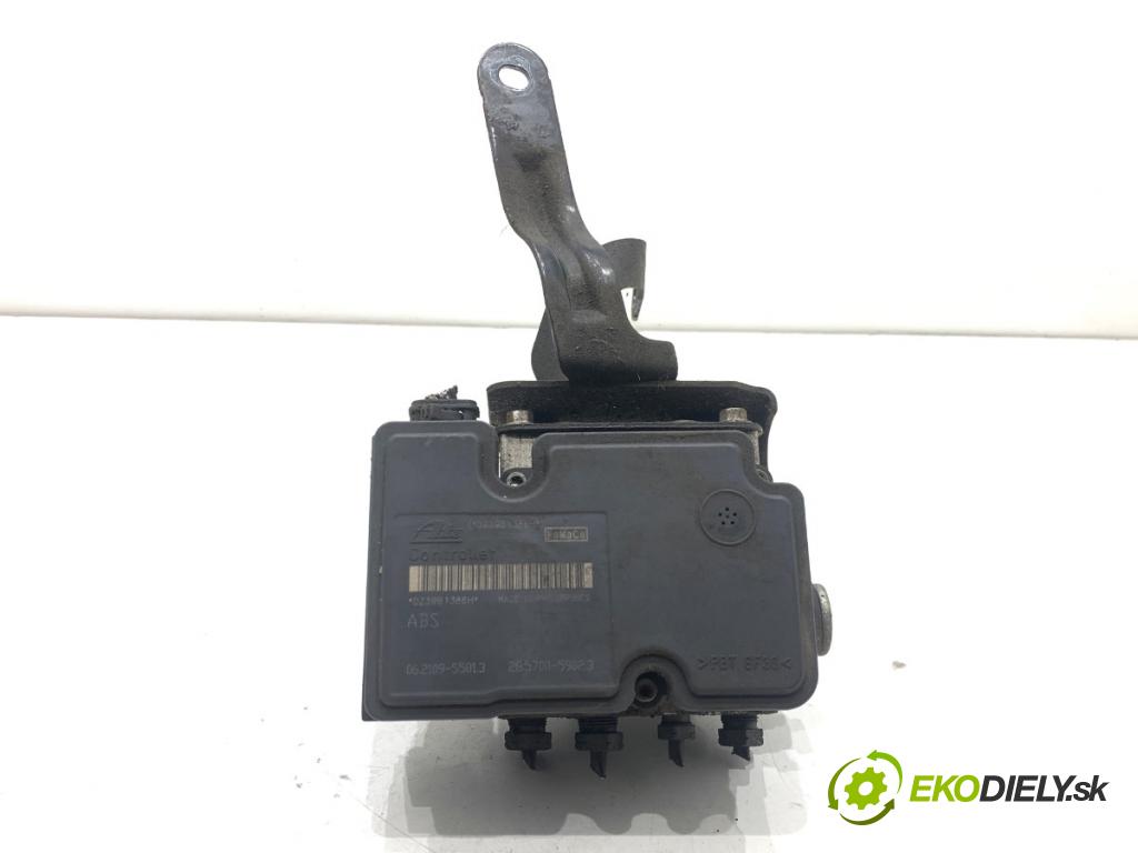 FORD FIESTA MK7 liftback 2009 60 kW 1.25 1242 Pumpa ABS 8V512M110AD (Pumpa ABS)