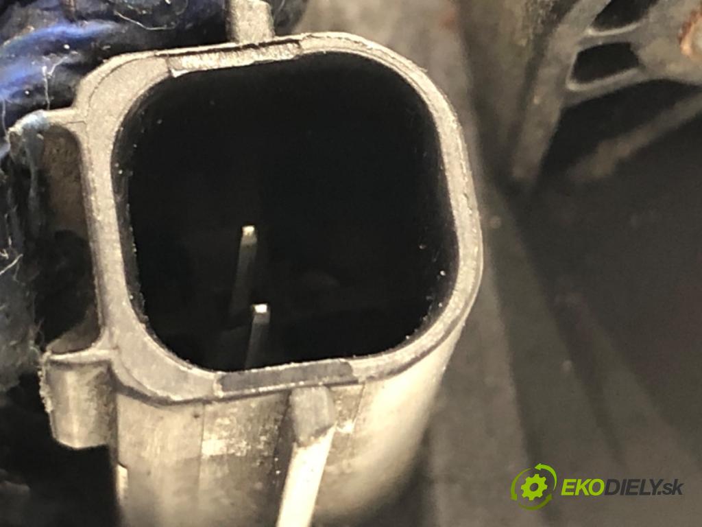 FORD FIESTA MK7 liftback 2009 60 kW 1.25 1242 snímač nárazu 8V51-14B006-AC (Snímač nárazu)