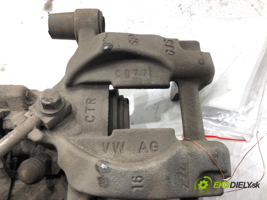 AUDI Q3 II SUV 2021 110 kW 35 TFSI Mild Hybrid 1498 Brzdič strmeň pravy zad 3Q0615406AL