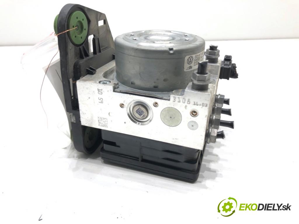 AUDI Q3 II SUV 2021 110 kW 35 TFSI Mild Hybrid 1498 Pumpa ABS 5Q0614517GF (Pumpa ABS)