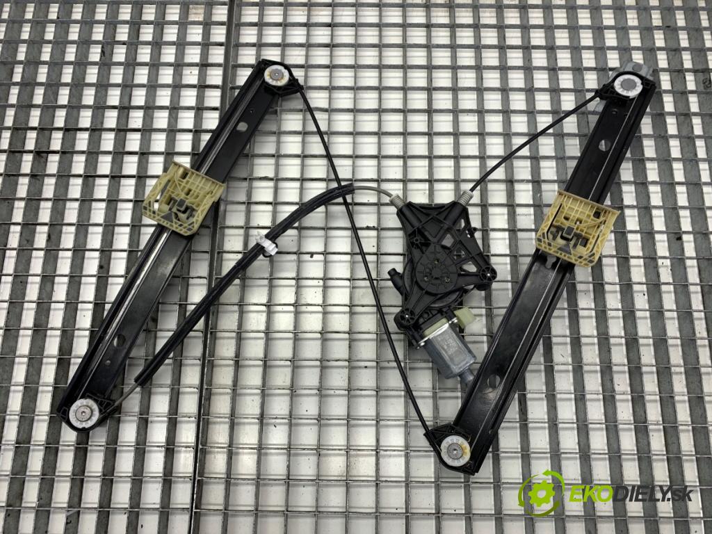 AUDI Q3 II SUV 2021 110 kW 35 TFSI Mild Hybrid 1498 mechanismus okna levý přední část 5Q0959801C