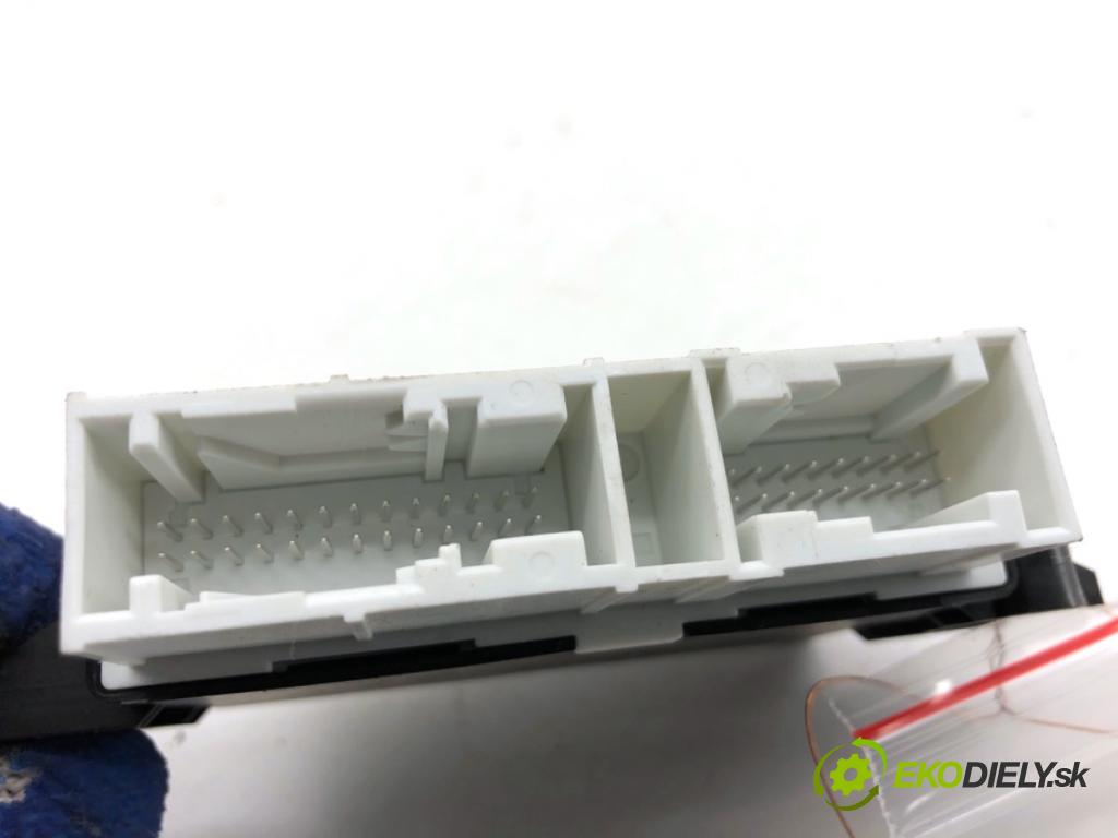 AUDI Q3 II SUV 2021 110 kW 35 TFSI Mild Hybrid 1498 Modul PDC 5QA919294G (Riadiaca jednotka ostatné)