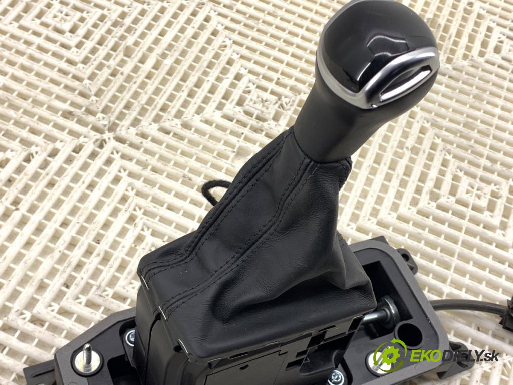 AUDI Q3 II SUV 2021 110 kW 35 TFSI Mild Hybrid 1498 Kulisa 5QH713023AJ (Rýchlostná páka (kulisa))