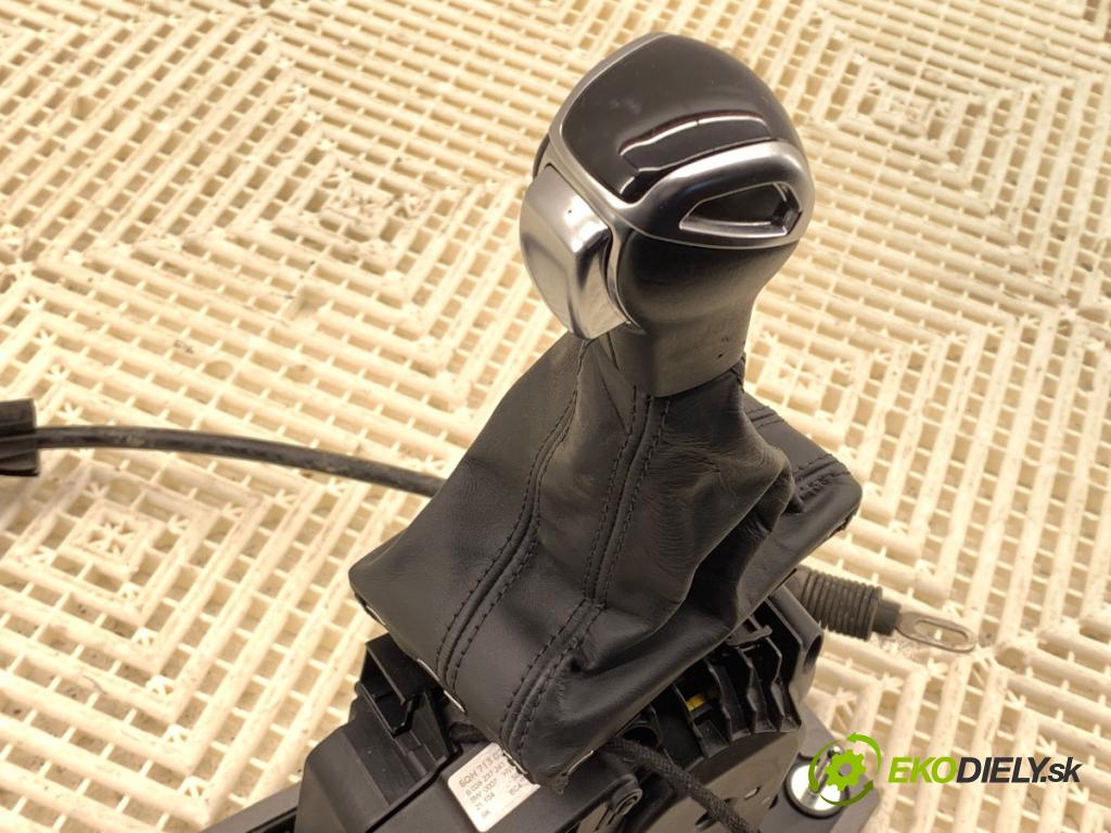 AUDI Q3 II SUV 2021 110 kW 35 TFSI Mild Hybrid 1498 Kulisa 5QH713023AJ (Rýchlostná páka (kulisa))