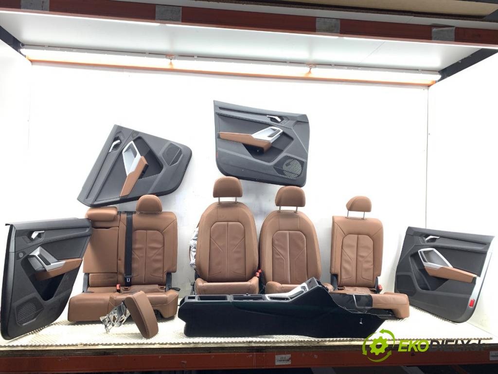 AUDI Q3 II SUV 2021 110 kW 35 TFSI Mild Hybrid 1498 Sedadlá, sedačky Sedadlo bočné Tunel 