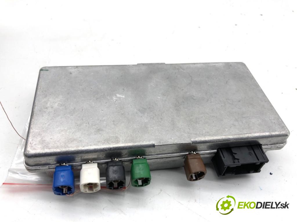 AUDI Q3 II SUV 2021 110 kW 35 TFSI Mild Hybrid 1498 Modul KAMERY 360 83A907428A