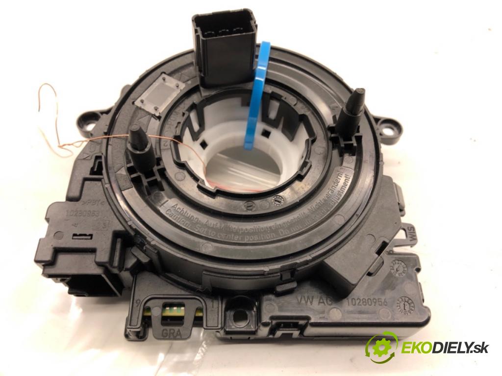 AUDI Q3 II SUV 2021 110 kW 35 TFSI Mild Hybrid 1498 Krúžok, slimák airbag 5Q1953549D (Airbag)