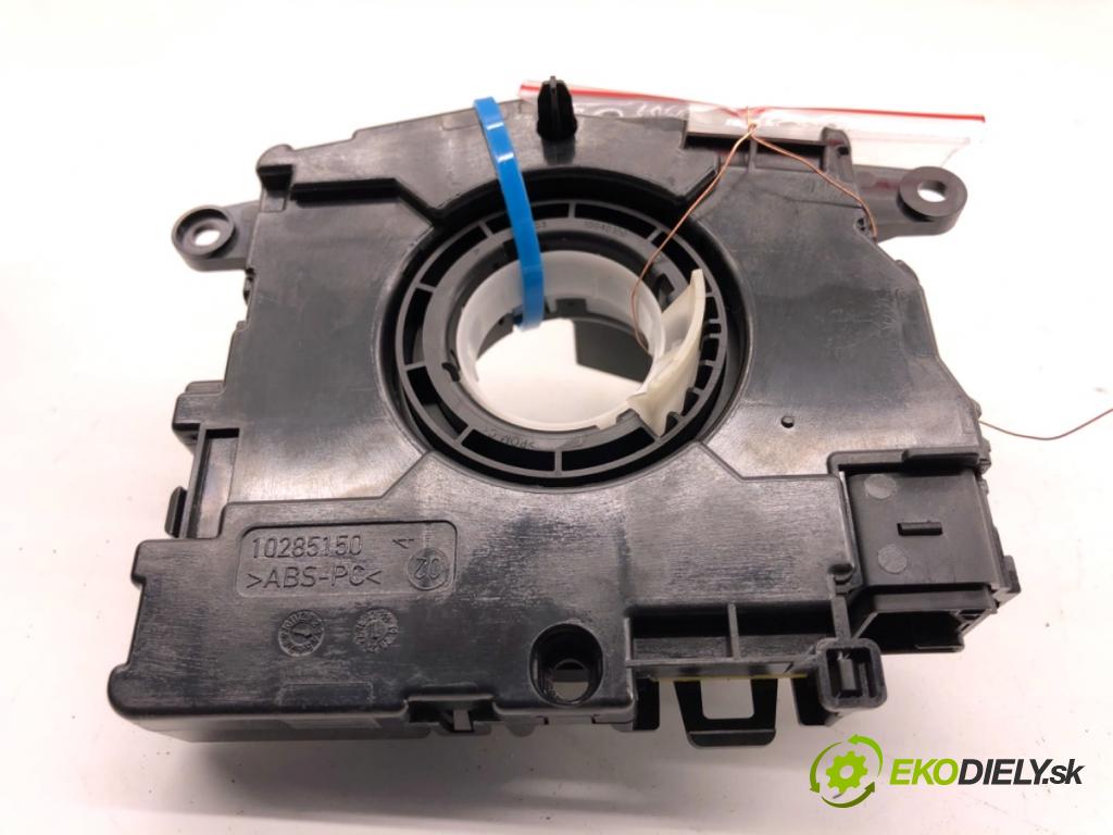 AUDI Q3 II SUV 2021 110 kW 35 TFSI Mild Hybrid 1498 Krúžok, slimák airbag 5Q1953549D (Airbag)