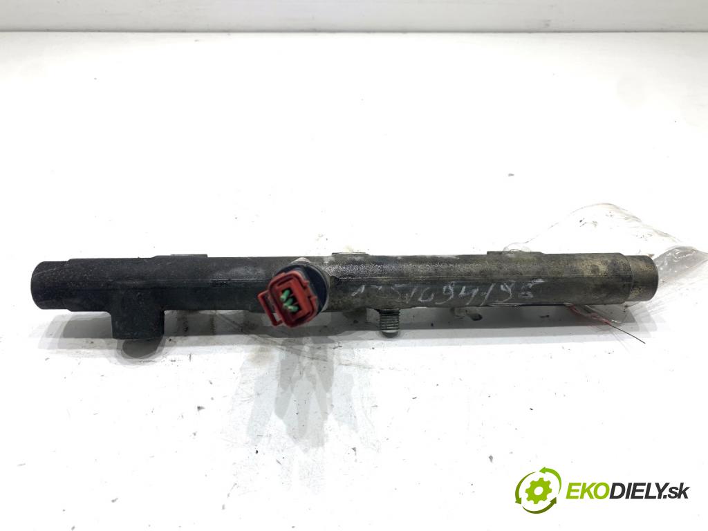 SUZUKI GRAND VITARA I samochód terenowy zamknięty 2001 68 kW 2.0 TD 4x4 (SQ 420D) 1998 Lišta vstrekovacia 0445214019 (Vstrekovacia lišta)