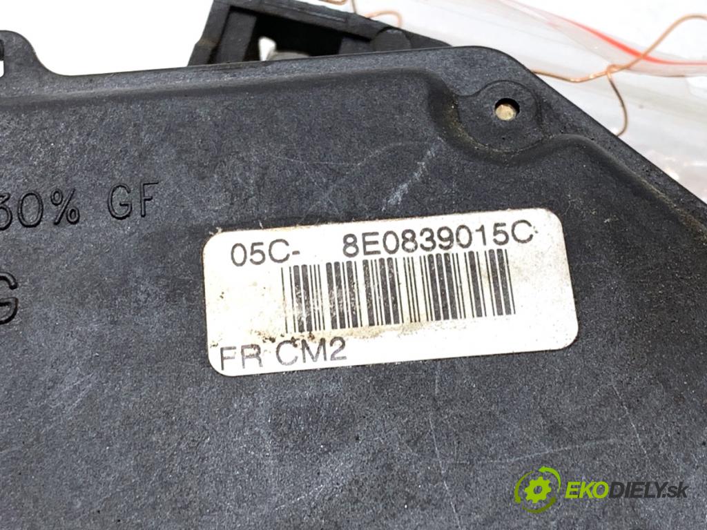AUDI A4 B6 sedan 2004 96 kW 1.9 TDI 1896 zámok Dvere ľavy zad 8E0839015C