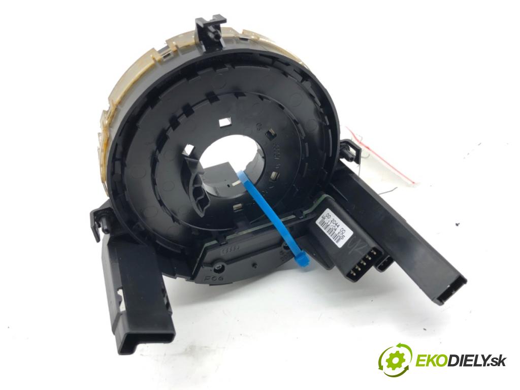 AUDI A4 B6 sedan 2004 96 kW 1.9 TDI 1896 Krúžok, slimák airbag 8E0953541C (Airbag)