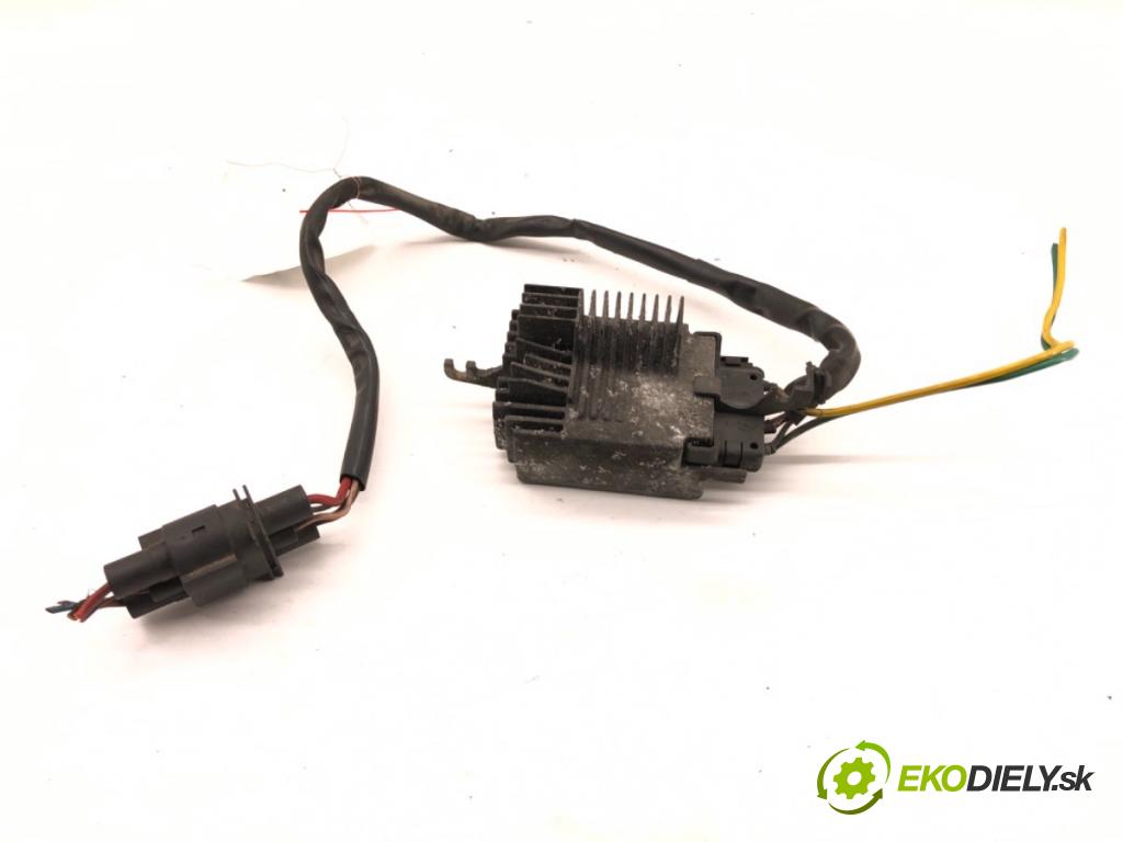 AUDI A4 B6 sedan 2004 96 kW 1.9 TDI 1896 Modul ventilátora 8E0959501F