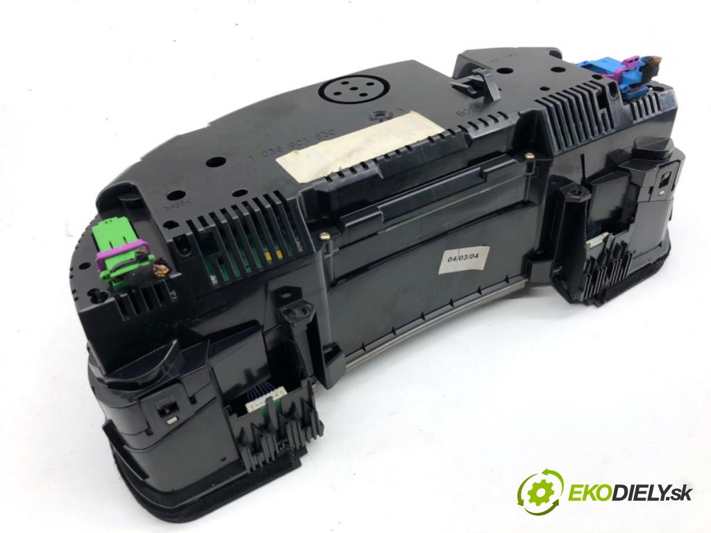 AUDI A4 B6 sedan 2004 96 kW 1.9 TDI 1896 Prístrojovka 8E0920900M (Prístrojová doska)