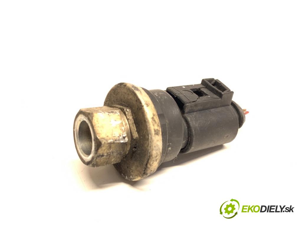 AUDI A4 B6 sedan 2004 96 kW 1.9 TDI 1896 Snímač klimatizácie  (Snímač klimatizácie)