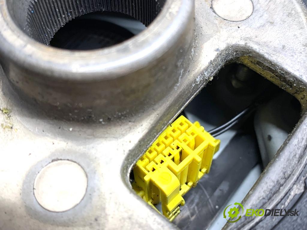 AUDI A4 B6 sedan 2004 96 kW 1.9 TDI 1896 Volant  (Volant)