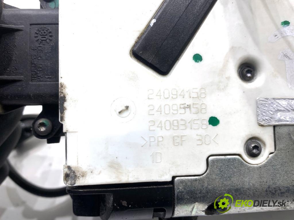 PEUGEOT 207 Kombi 2008 88 kW 1.6 16V 1598 zámok Dvere pravy predný 24099816